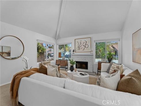 948 Malibu Canyon , Brea, CA