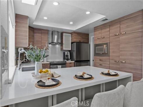 948 Malibu Canyon , Brea, CA