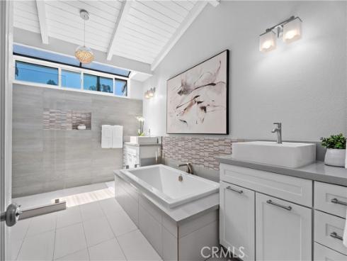 948 Malibu Canyon , Brea, CA
