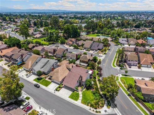 2226  Shadetree   Circle, Brea, CA