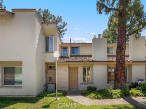 171 Mountain Court, Brea, CA