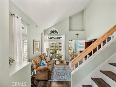 860 E Chisholm Court, Brea, CA