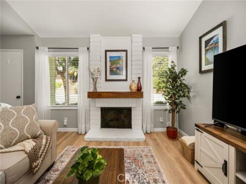 233 Mountain Court, Brea, CA