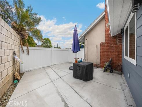 325 Delphia Avenue, Brea, CA