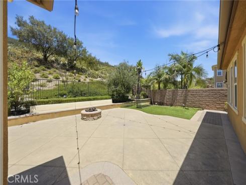 2829  Alamitos Rd  , Brea, CA