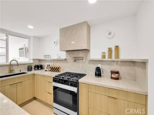 1209 N Puente Street, Brea, CA