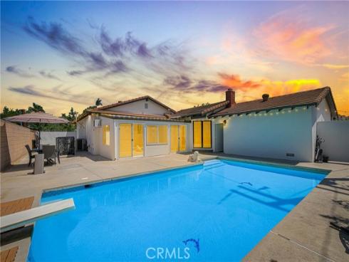 1209 N Puente Street, Brea, CA