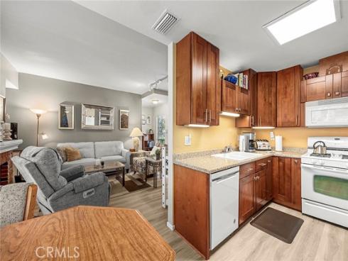 600 N Brea 43 Boulevard, Brea, CA