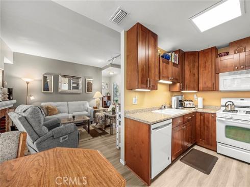 600 N Brea 43 Boulevard, Brea, CA