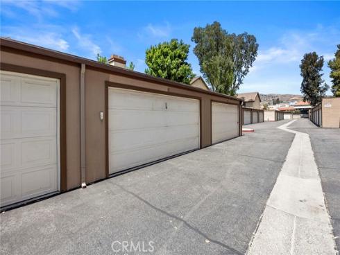 600 N Brea 43 Boulevard, Brea, CA
