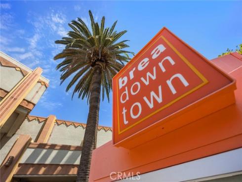 600 N Brea 43 Boulevard, Brea, CA