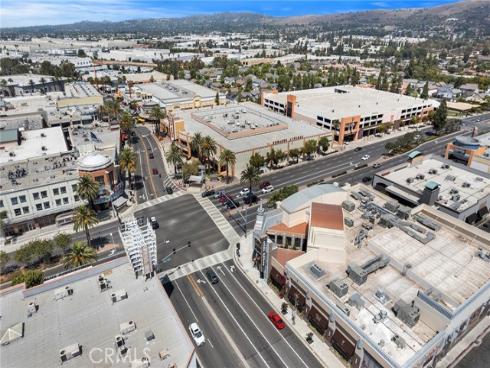 600 N Brea 43 Boulevard, Brea, CA