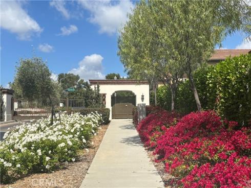 220 Buena Vida 308 Drive, Brea, CA