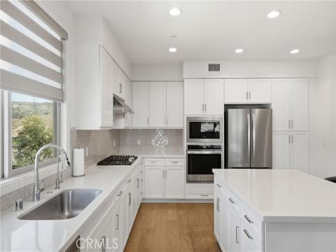 220 Buena Vida 308 Drive, Brea, CA