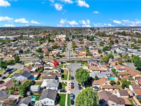 8014  Calendula  , Buena Park, CA