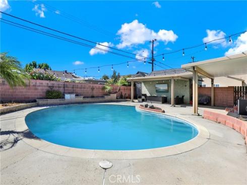 8014  Calendula  , Buena Park, CA