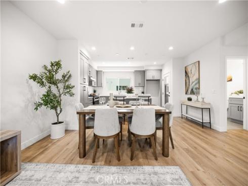 7692  9th  106  Street, Buena Park, CA