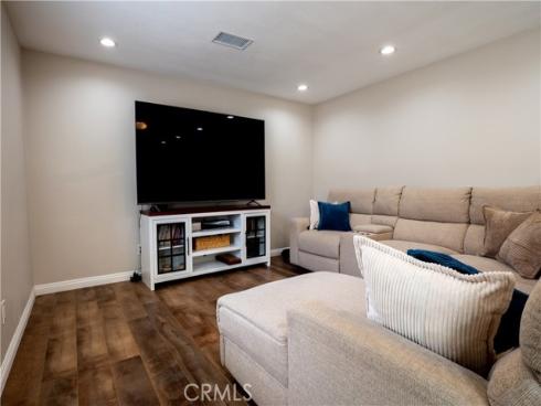 7041  Indiana  , Buena Park, CA