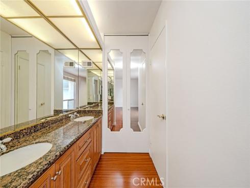 8175  Mammoth  , Buena Park, CA