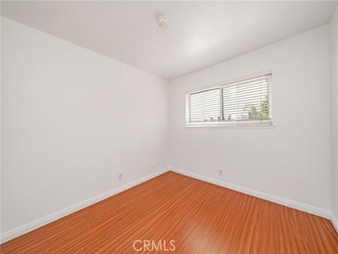 8175  Mammoth  , Buena Park, CA