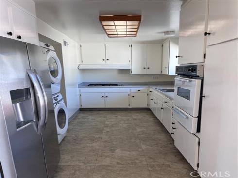 8221  Ginnis Green  , Buena Park, CA