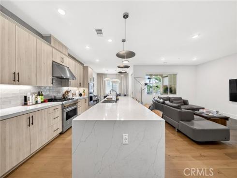 8892  Los Coyotes  260  Court, Buena Park, CA