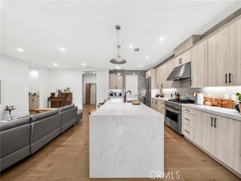 8892  Los Coyotes  260  Court, Buena Park, CA