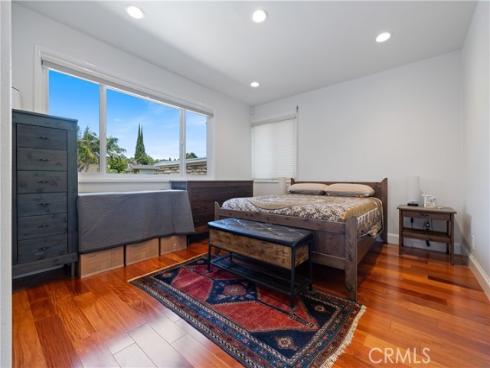 8820  Meadowbrook  , Buena Park, CA