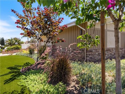 8820  Meadowbrook  , Buena Park, CA
