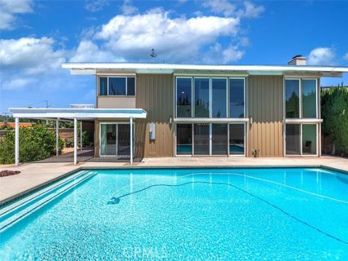 8820  Meadowbrook  , Buena Park, CA