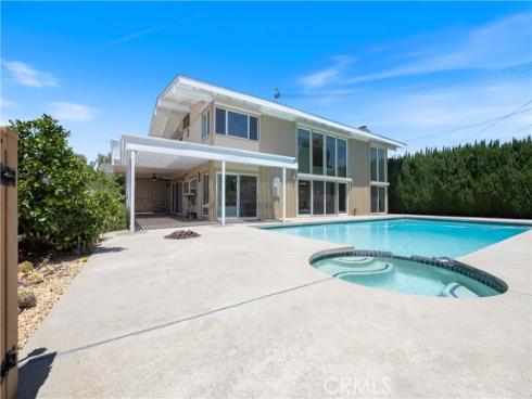 8820  Meadowbrook  , Buena Park, CA