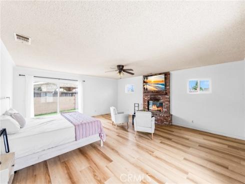 7754  La Casa   Way, Buena Park, CA