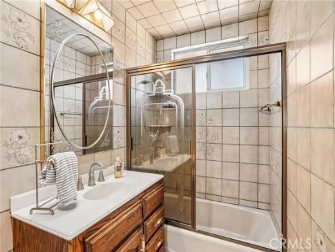 6054 San Rolando , Buena Park, CA