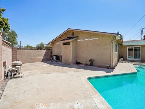 6054 San Rolando , Buena Park, CA