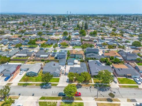 8082 San Heron