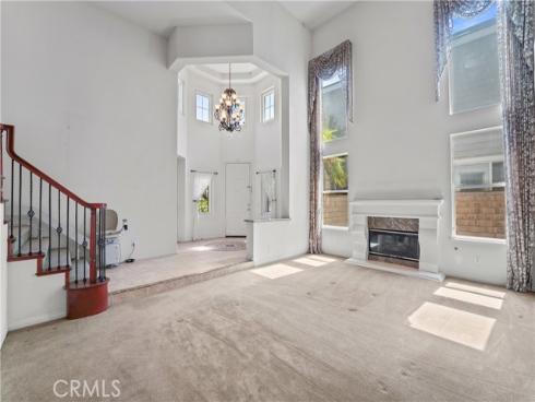 28  Lakeside  , Buena Park, CA