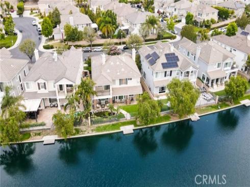 28  Lakeside  , Buena Park, CA