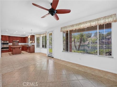 28  Lakeside  , Buena Park, CA