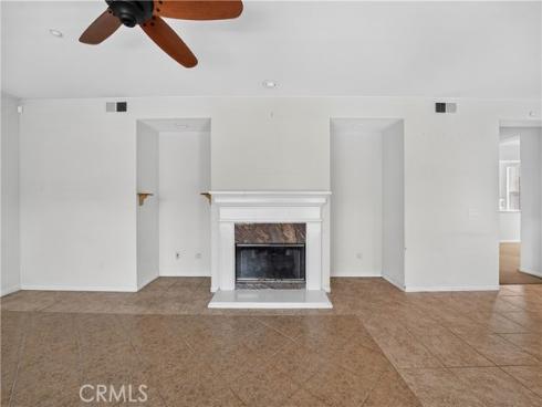 28  Lakeside  , Buena Park, CA