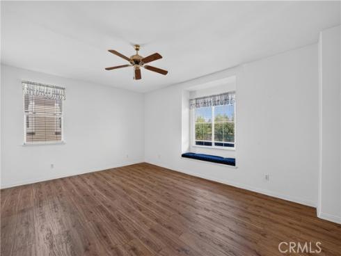 28  Lakeside  , Buena Park, CA