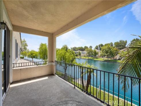 28  Lakeside  , Buena Park, CA