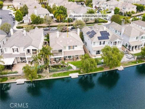 28  Lakeside  , Buena Park, CA