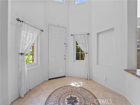 28  Lakeside  , Buena Park, CA