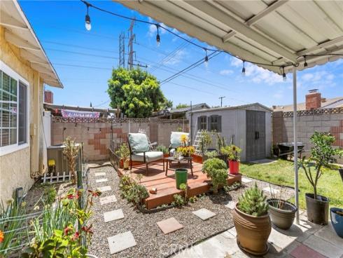 7689  Holder  , Buena Park, CA