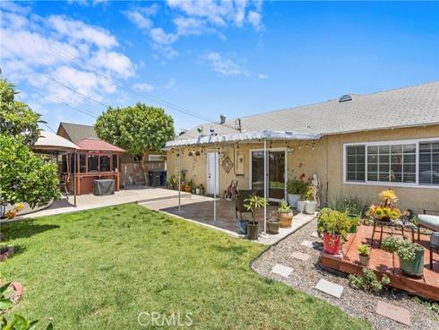 7689  Holder  , Buena Park, CA