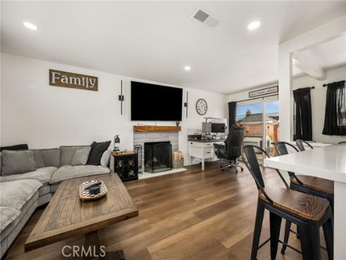 6975  San Bernardo Circle  , Buena Park, CA
