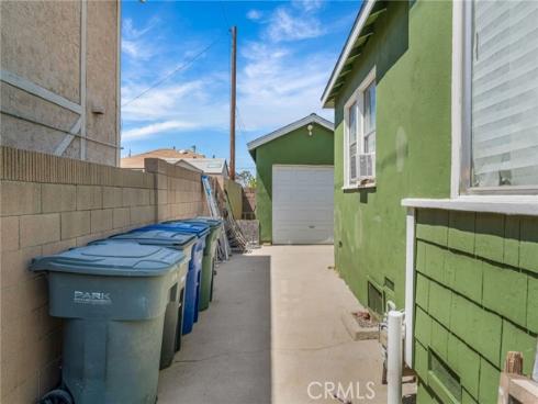 6861  Naomi   Avenue, Buena Park, CA