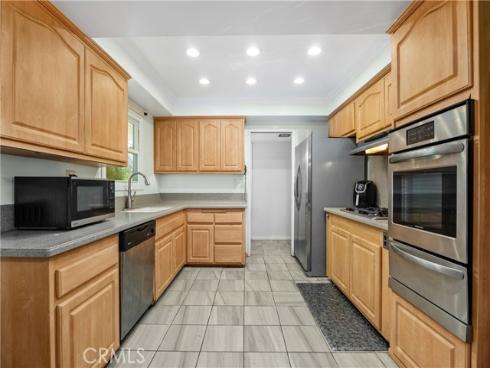 7060  Santa Ana   Circle, Buena Park, CA