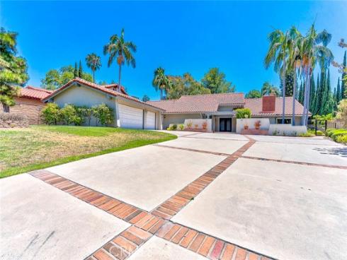 8815  Los Coyotes  , Buena Park, CA