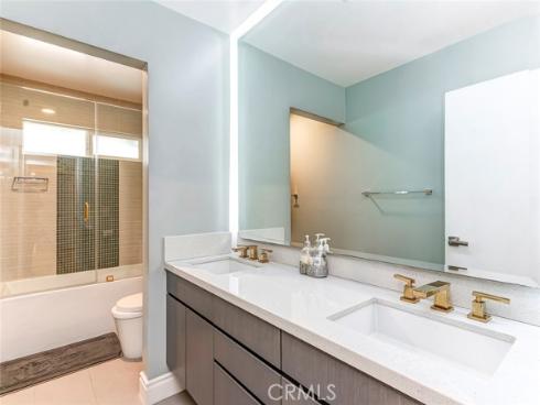 8815  Los Coyotes  , Buena Park, CA
